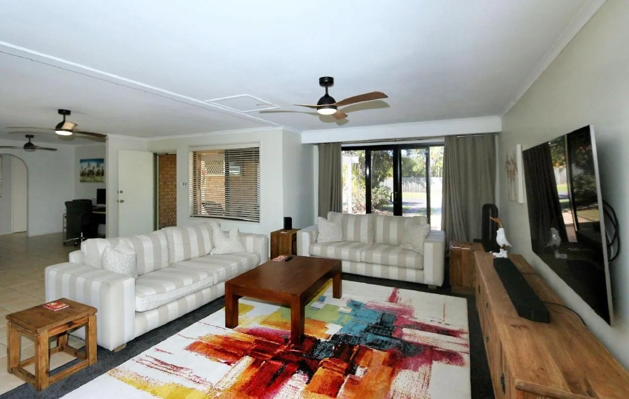 22 Durdins Road Bargara Hotel Guest house